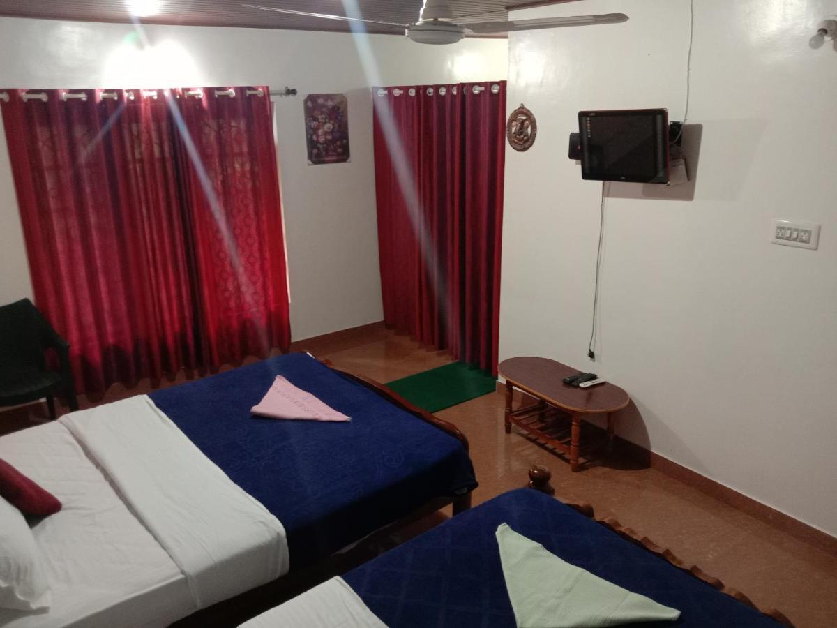 Shivalaya Homestay, Madikeri Siddapura  Exterior photo